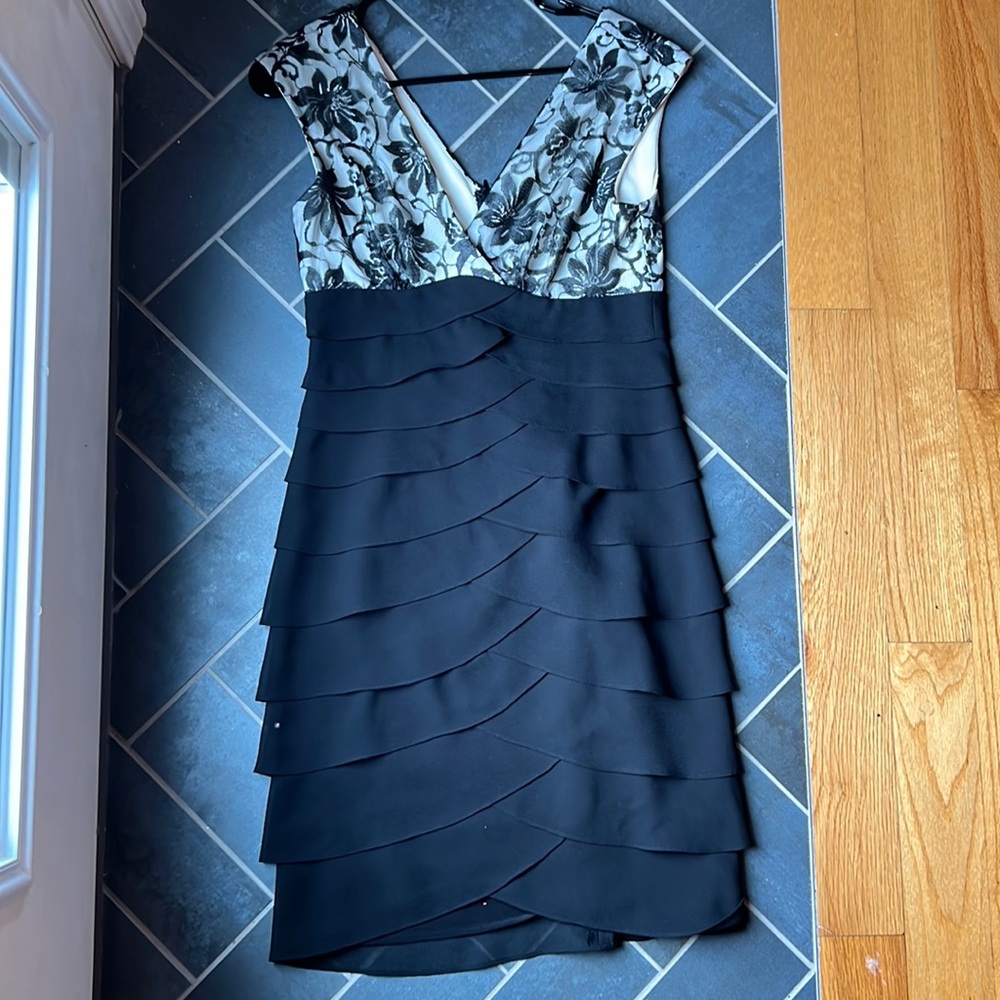 Women’s dress
